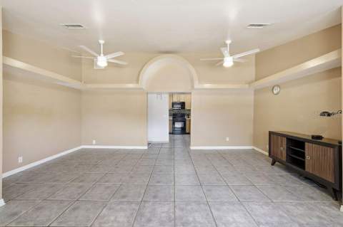7207 S West Shore Boulevard, Tampa FL - photo 6 of 42