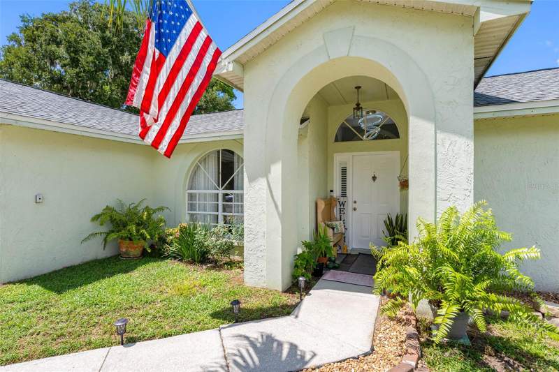3 bedroom Single Family Residence at 1742 Staysail Drive, The Willows Unit 3, Valrico — photo 4