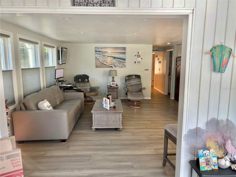 1 bedroom Mobile Home at 121 Tamarisk Way, Hawthorne At Leesburg A Coop, Leesburg — photo 5