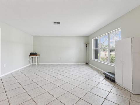 1222 Huntington Avenue, Spring Hill FL - photo 6 of 52