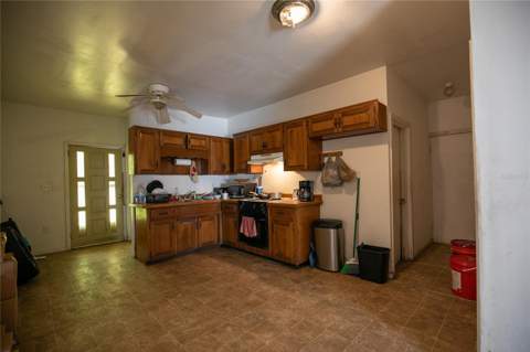 2747 Eaton Avenue, Lakeland FL - photo 10 of 32