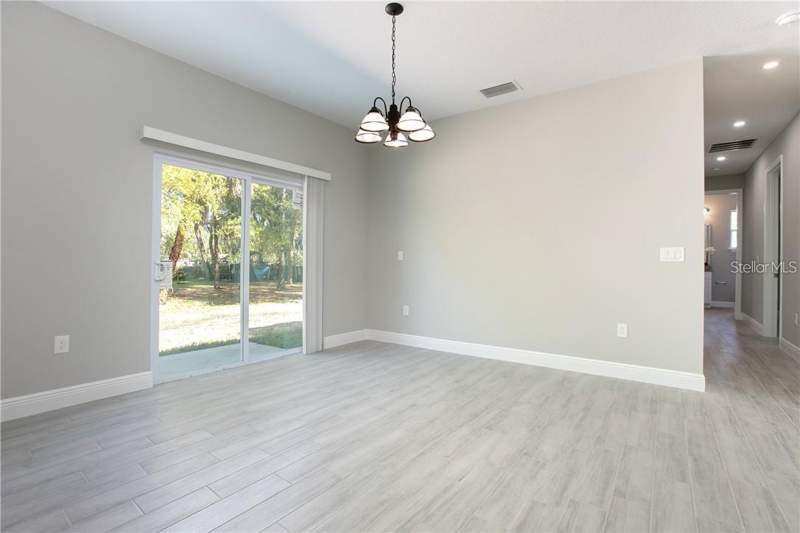 3 bedroom Single Family Residence at 1777 Burrows Lane, Roseland Park, Sanford — photo 4