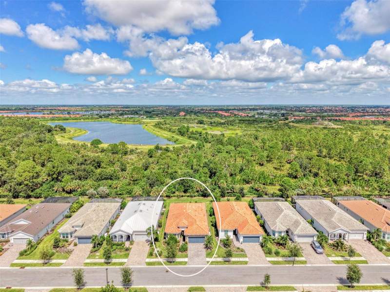 3 bedroom Single Family Residence at 10088 Coral Shore Drive, Beachwalk By Manasota Key Ph, Englewood — photo 3