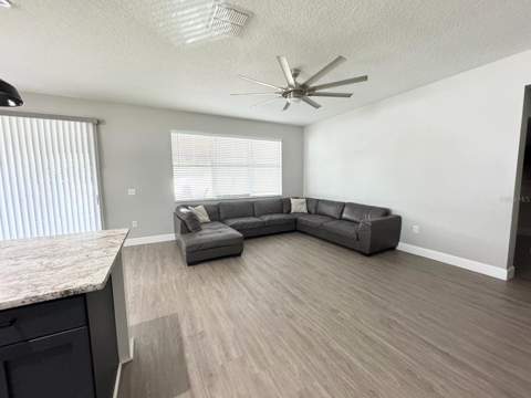 10313 Stratford Pointe Avenue, Orlando FL - photo 6 of 6