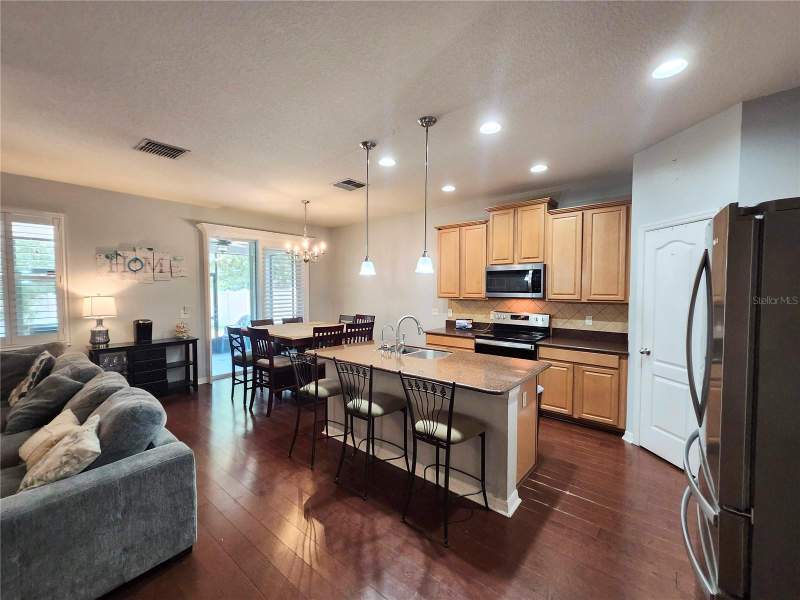 5 bedroom Single Family Residence at 411 Rock Springs Circle, Waterside Pointe Ph I I P S T, Groveland — photo 3