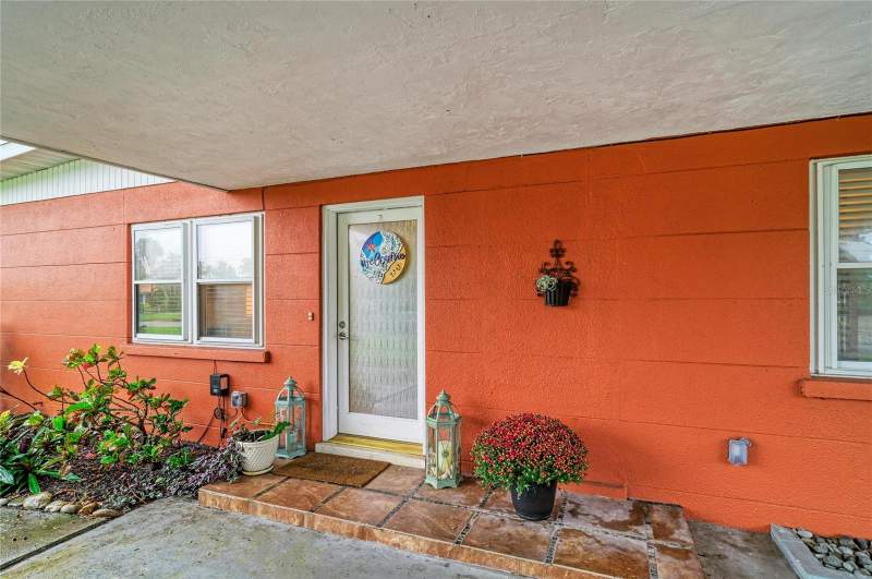3 bedroom Single Family Residence at 126 Holly Avenue, Whitfield Estates Blks 14-23 & 26, Sarasota — photo 3