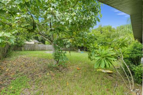 2219 11th Avenue, Bradenton FL - photo 6 of 34