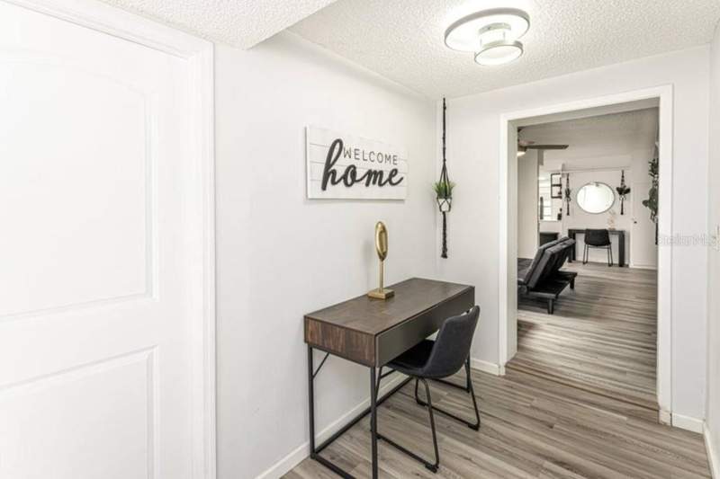 5 bedroom Single Family Residence at 1214 N Pine Hills Road, Pine Hills Manor 02, Orlando — photo 3