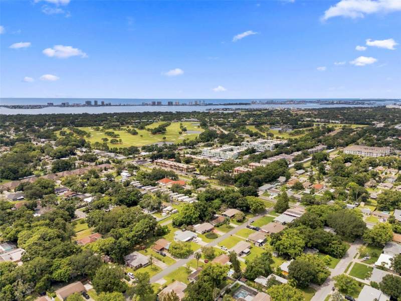 2 bedroom Single Family Residence at 610 12th Street, Lucymar 5th Add, Largo — photo 3