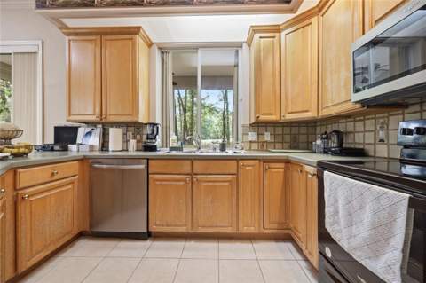 5231 SW 103rd Drive, Gainesville FL - photo 22 of 60