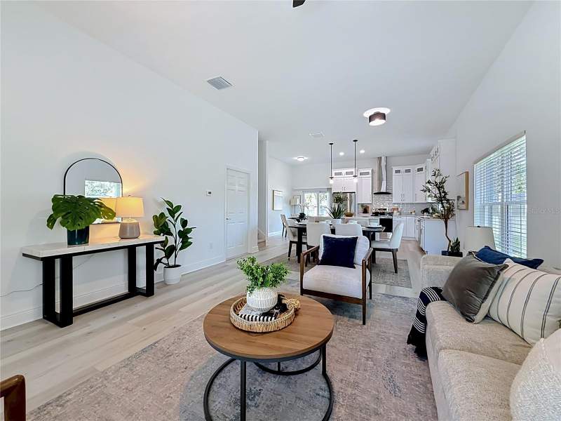 5 bedroom Single Family Residence at 6481 28th Street, Washington Terrace, St Petersburg — photo 5