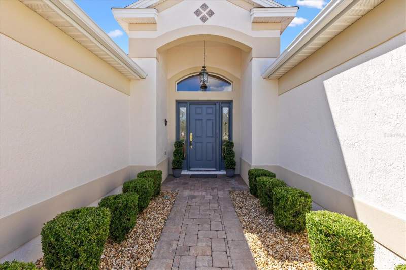 3 bedroom Single Family Residence at 1302 La Estrellita Way, The Villages, The Villages — photo 2