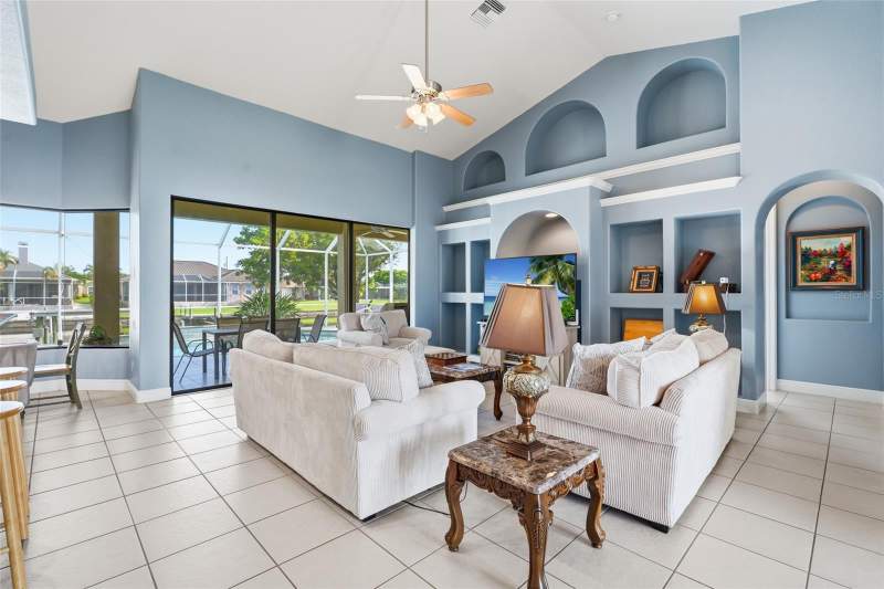 3 bedroom Single Family Residence at 1819 SW 47th Street, Cape Coral, Cape Coral — photo 3