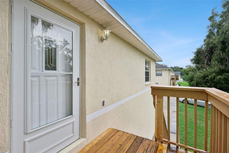 3 bedroom Single Family Residence at 180 E Minnehaha Avenue, Clermont Minnehaha Oaks Sub, Clermont — photo 2