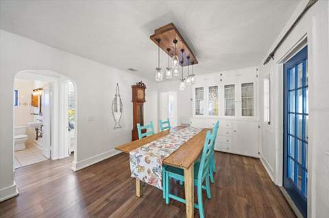 1320 Charlotte Avenue, Sarasota FL - photo 12 of 44