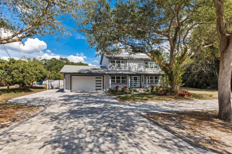 4 bedroom Single Family Residence at 6914 S Wall Street, Tampa, Tampa — photo 3