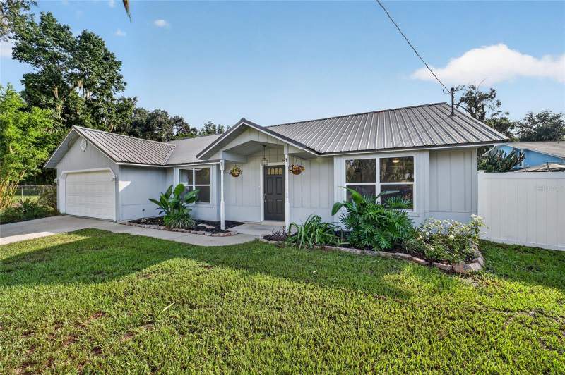 3 bedroom Single Family Residence at 4861 SE 31st Terrace, South Oak, Ocala — photo 2