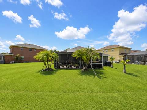 9305 Mandrake Court, Tampa FL - photo 24 of 32