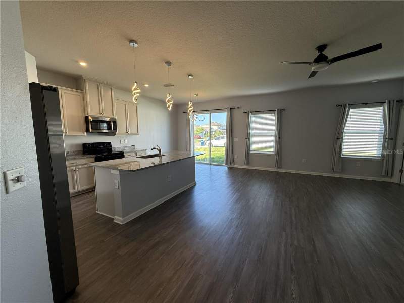 4 bedroom Single Family Residence at 6205 114th Avenue, Willow Bend Ph Ib, Parrish — photo 5