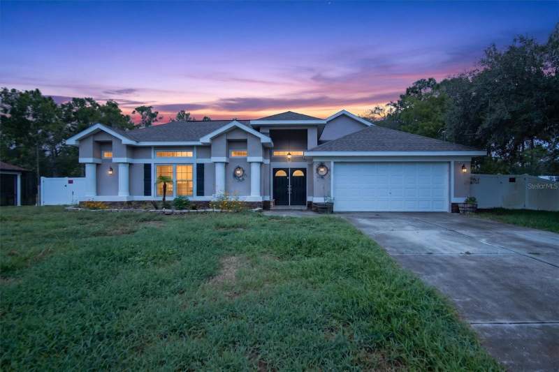 3 bedroom Single Family Residence at 9123 Mavis Road, Royal Highlands, Weeki Wachee — photo 2