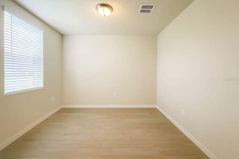 4 bedroom Single Family Residence at 17351 Million Lakes Court, Cagan Crossing, Clermont — photo 5