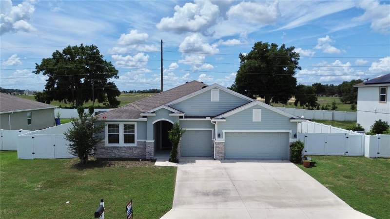 4 bedroom Single Family Residence at 4710 SW 65th Place, Preserve/Heath Brook Ph 01, Ocala — photo 2