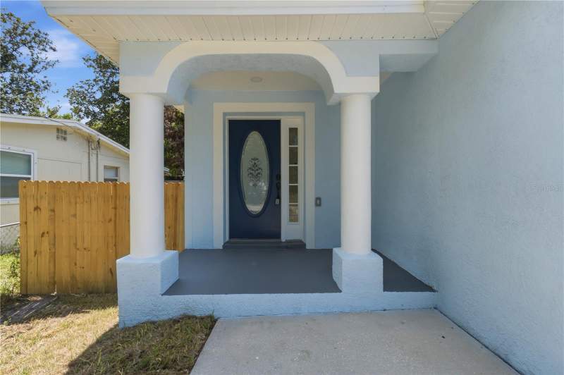 3 bedroom Single Family Residence at 6812 Lyman Avenue, Riverbend Manor, Tampa — photo 3