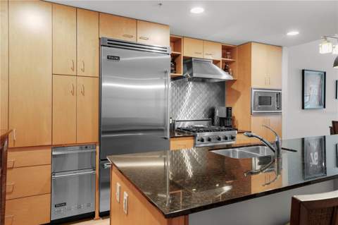 1120 E Kennedy Boulevard #827, Tampa FL - photo 10 of 34