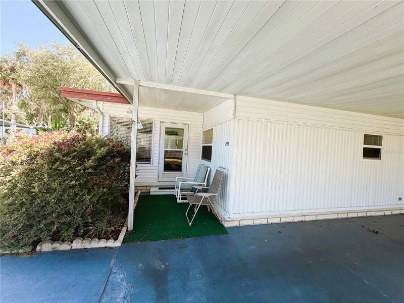2 bedroom Manufactured Home at 203 Aspen Circle, Hawthorne/Leesburg, Leesburg — photo 4