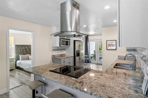 8011 26th Avenue, St Petersburg FL - photo 10 of 47