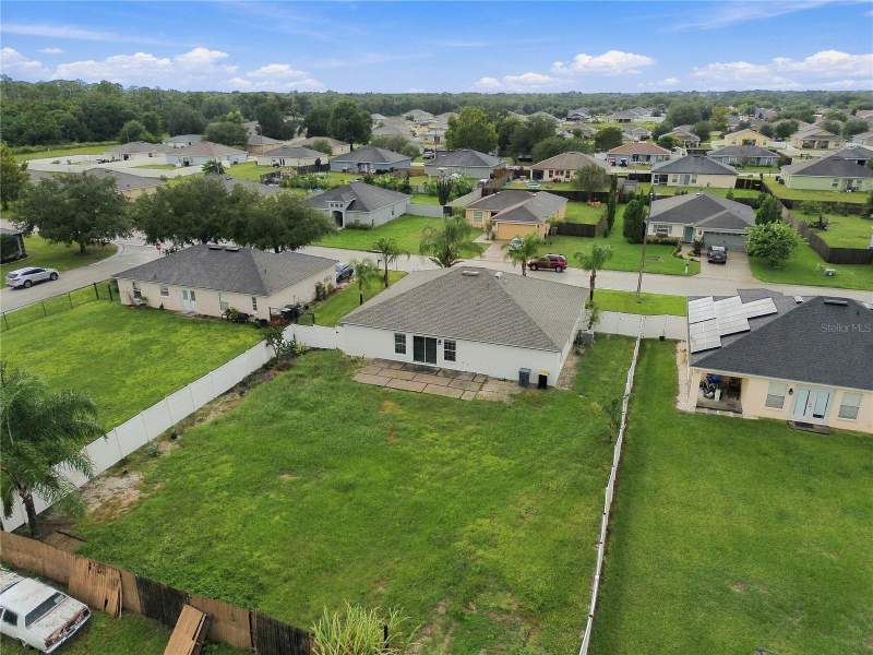 4 bedroom Single Family Residence at 376 Lake Eloise Pointe Drive, Lake Eloise Pointe, Winter Haven — photo 4