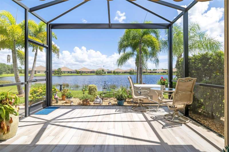 2 bedroom Villa at 21620 Avon Park Court, Grand Palm Ph 3AA, Venice — photo 3