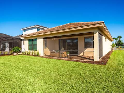 17822 Cresswind Terrace, Lakewood Ranch FL - photo 9 of 53