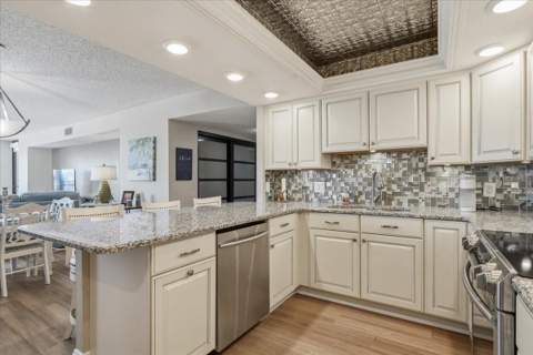 1430 Gulf Boulevard #407, Clearwater Beach FL - photo 8 of 54