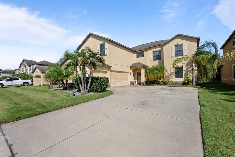 5049 IVORY STONE DRIVE home for sale in Dg Farms