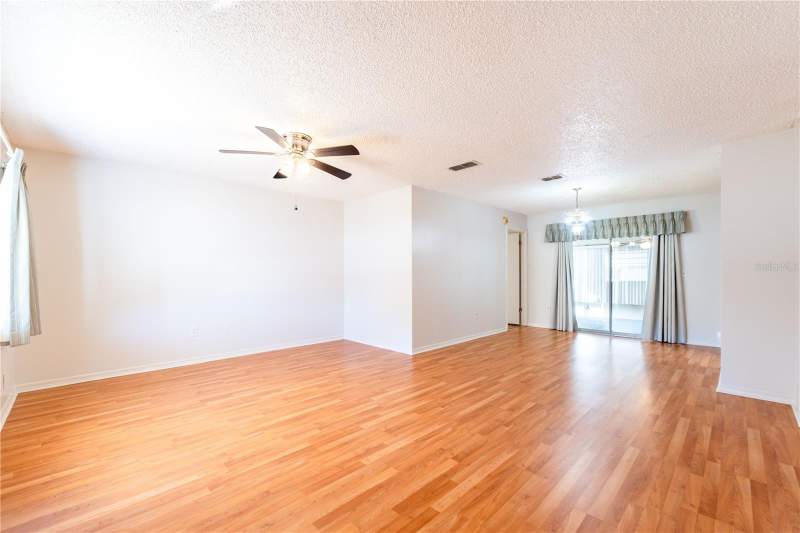 2 bedroom Single Family Residence at 10744 SW 62nd Terrace, Spruce Creek 03, Ocala — photo 5