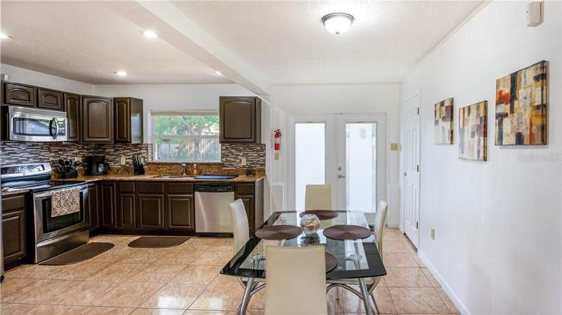 4 bedroom Single Family Residence at 2721 Raeford Road, Lewis Mnr, Orlando — photo 5