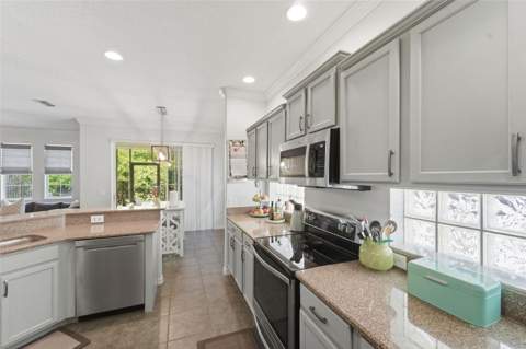 9552 Piccadilly Sky Way, Orlando FL - photo 18 of 55
