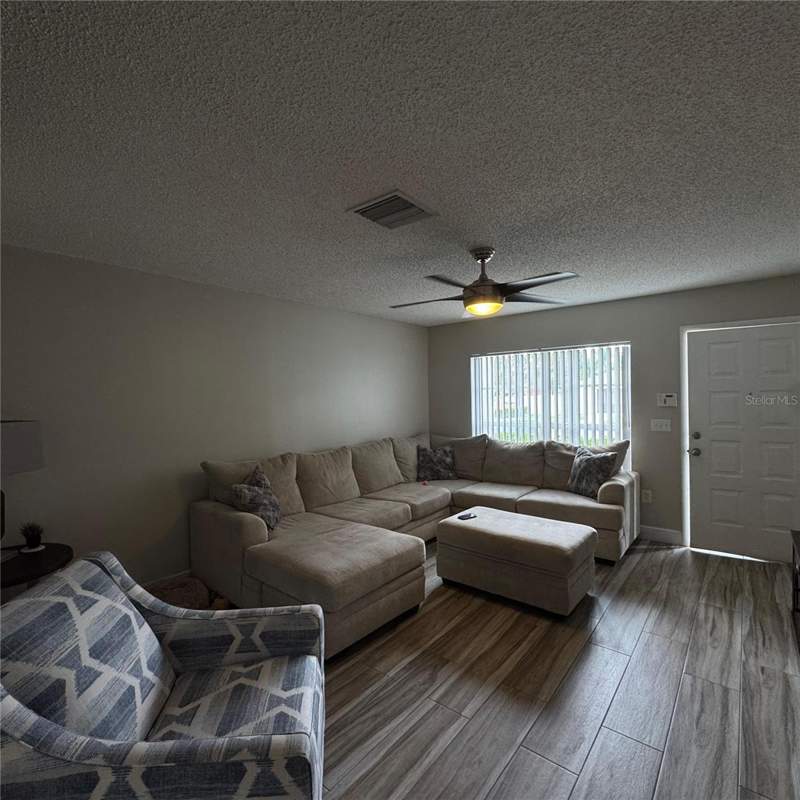 2 bedroom Townhouse at 306 Kensington Lake Circle, The Twnhms At Kensington Ph, Brandon — photo 5
