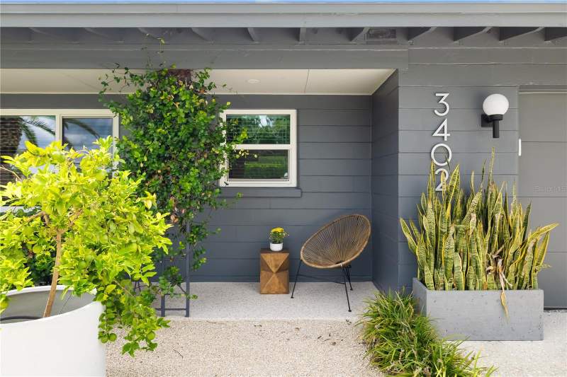 3 bedroom Single Family Residence at 3402 S School Avenue, South Gate Lot 8 Blk11 South Gate Unti 2, Sarasota — photo 4
