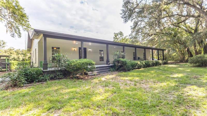 3 bedroom Single Family Residence at 22304 NE 35th Avenue, Country Square Estates, Melrose — photo 3