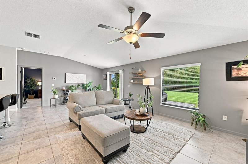 3 bedroom Single Family Residence at 7109 Salt River Avenue, Cypress Mill Ph 1A, Sun City Center — photo 3