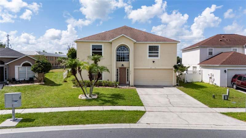 2121 BLACKSTONE LANDING DRIVE home for sale in Blackstone Landing