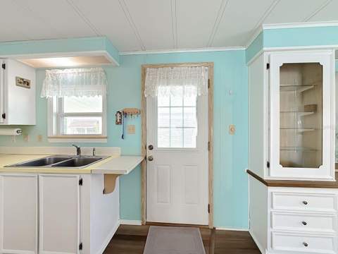 2361 W Coach N Four Drive, Leesburg FL - photo 6 of 25
