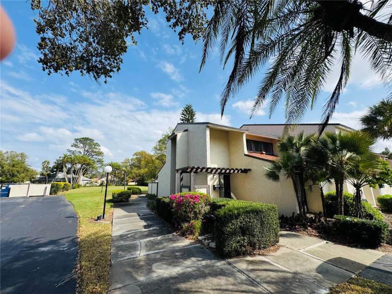 2 bedroom Condominium at 4100 PLAYER CIRCLE #101, TOWNHOUSES ROSEMONT GREEN, ORLANDO — photo 1