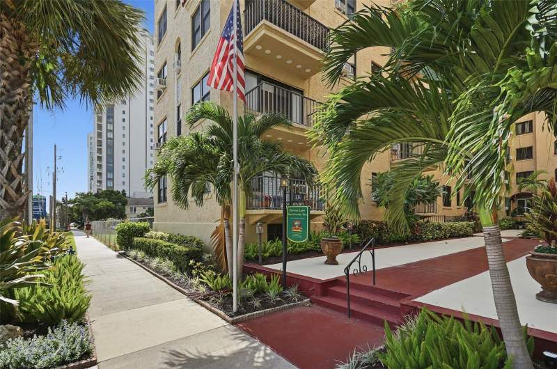Flori De Leon Apartments Co-Op