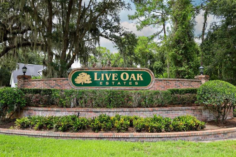 5 bedroom Single Family Residence at 11712 Rambling Oak Boulevard, Live Oak Estates, Orlando — photo 2