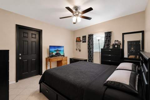 6204 Oakcrest Circle, Orlando FL - photo 9 of 24