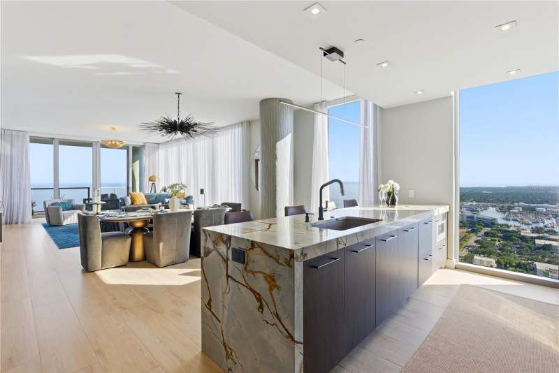 3 bedroom Condominium at 301 1st Street #3101, Saltaire Condo, St Petersburg — photo 3