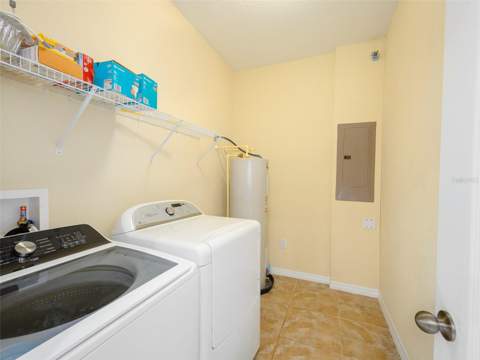 1300 Seburn Road, Apopka FL - photo 10 of 33
